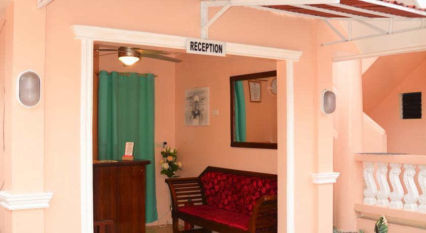 คอนราดา เพลซ โฮเต็ล แอนด์ รีสอร์ต Hotel ปางเลา ภายนอก รูปภาพ