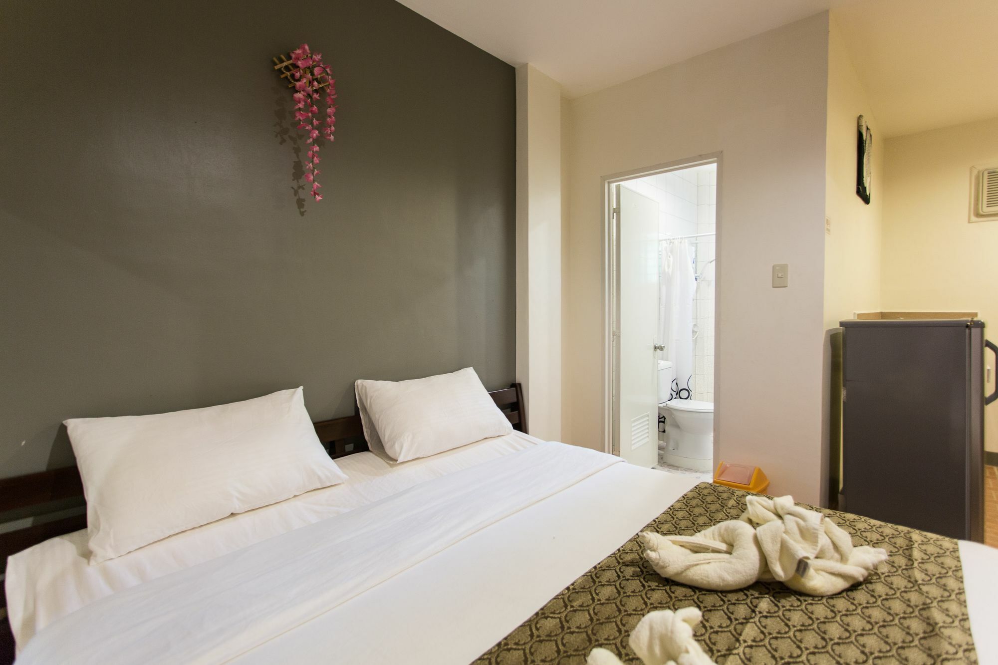 คอนราดา เพลซ โฮเต็ล แอนด์ รีสอร์ต Hotel ปางเลา ภายนอก รูปภาพ
